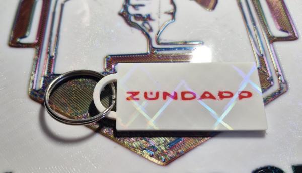 Zündapp Schlüsselanhänger weiß / Roter mit Schrift - Hologramm Effekt aus TPU
